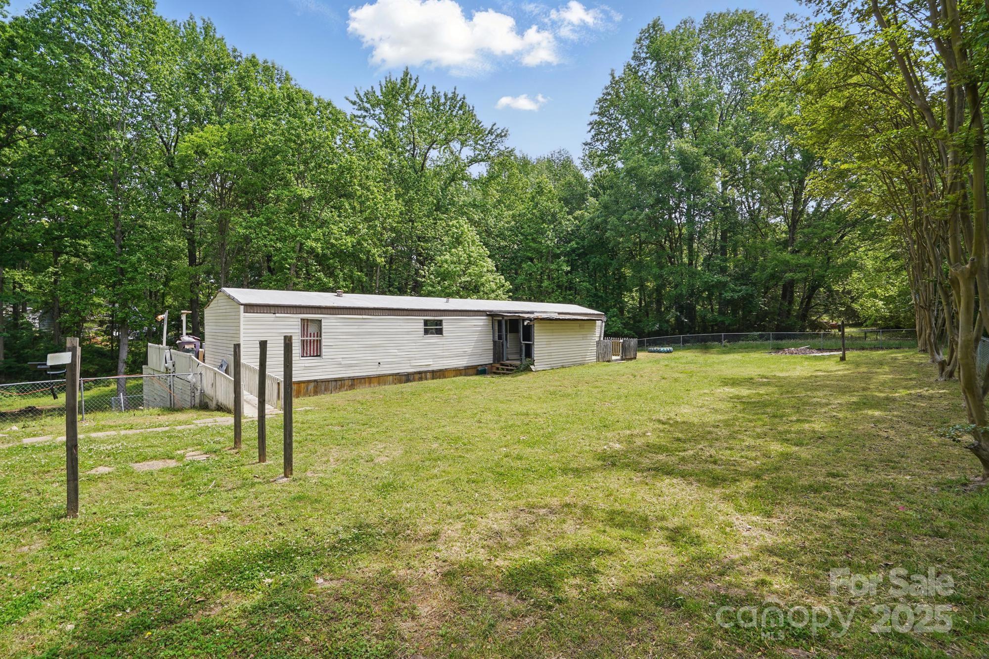 Single Family Residence at 10420 Silver Mine Road, Indian Land, photo 10 of 27