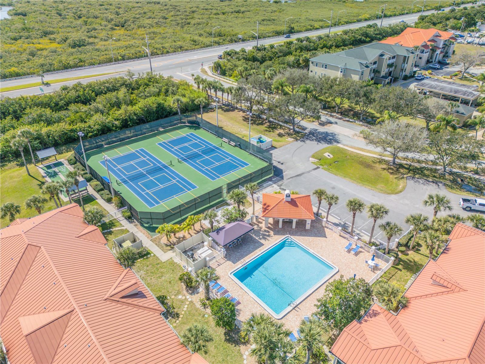 Condominium at 460 BOUCHELLE DR #104, NEW SMYRNA BEACH, photo 35 of 44