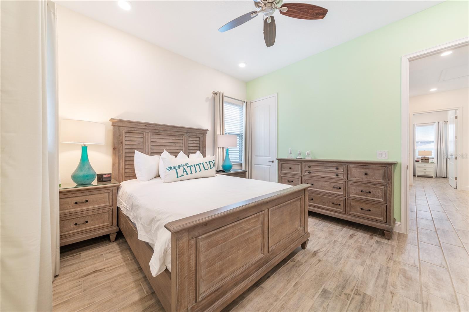 Bedroom with flexible use for guests or rental in Central Florida near Disney - 2988 SALTED RIM RD, KISSIMMEE
