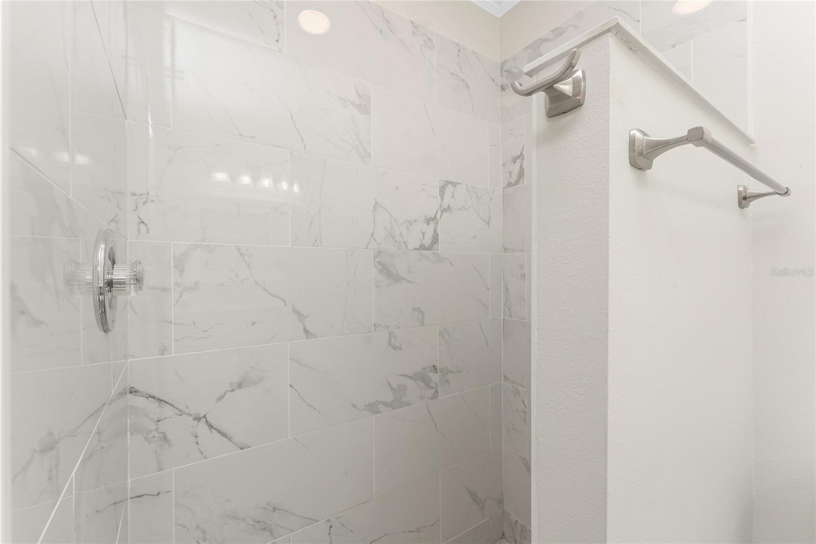 Gorgeous updated shower enclosure - 6796 GASPARILLA PINES BLVD #63, ENGLEWOOD
