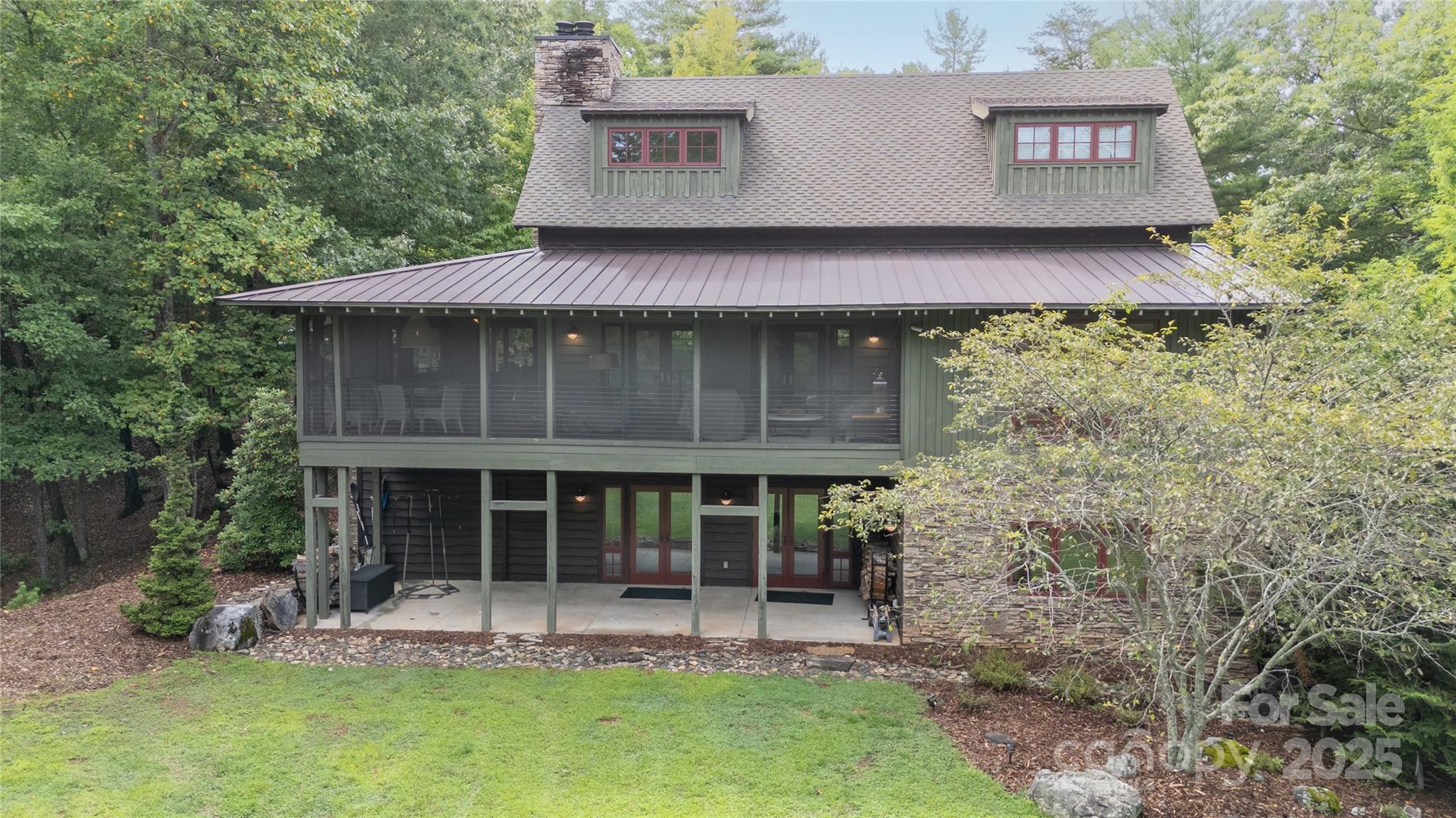 Single Family Residence at 163 Cabin Bluff Drive, Marion, photo 5 of 48