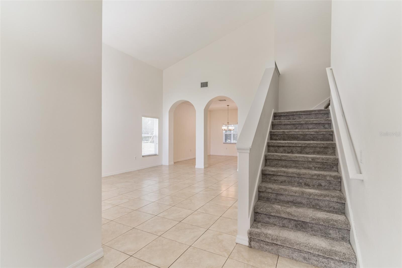 Single Family Residence at 2433 HURON CIR, KISSIMMEE, photo 6 of 29