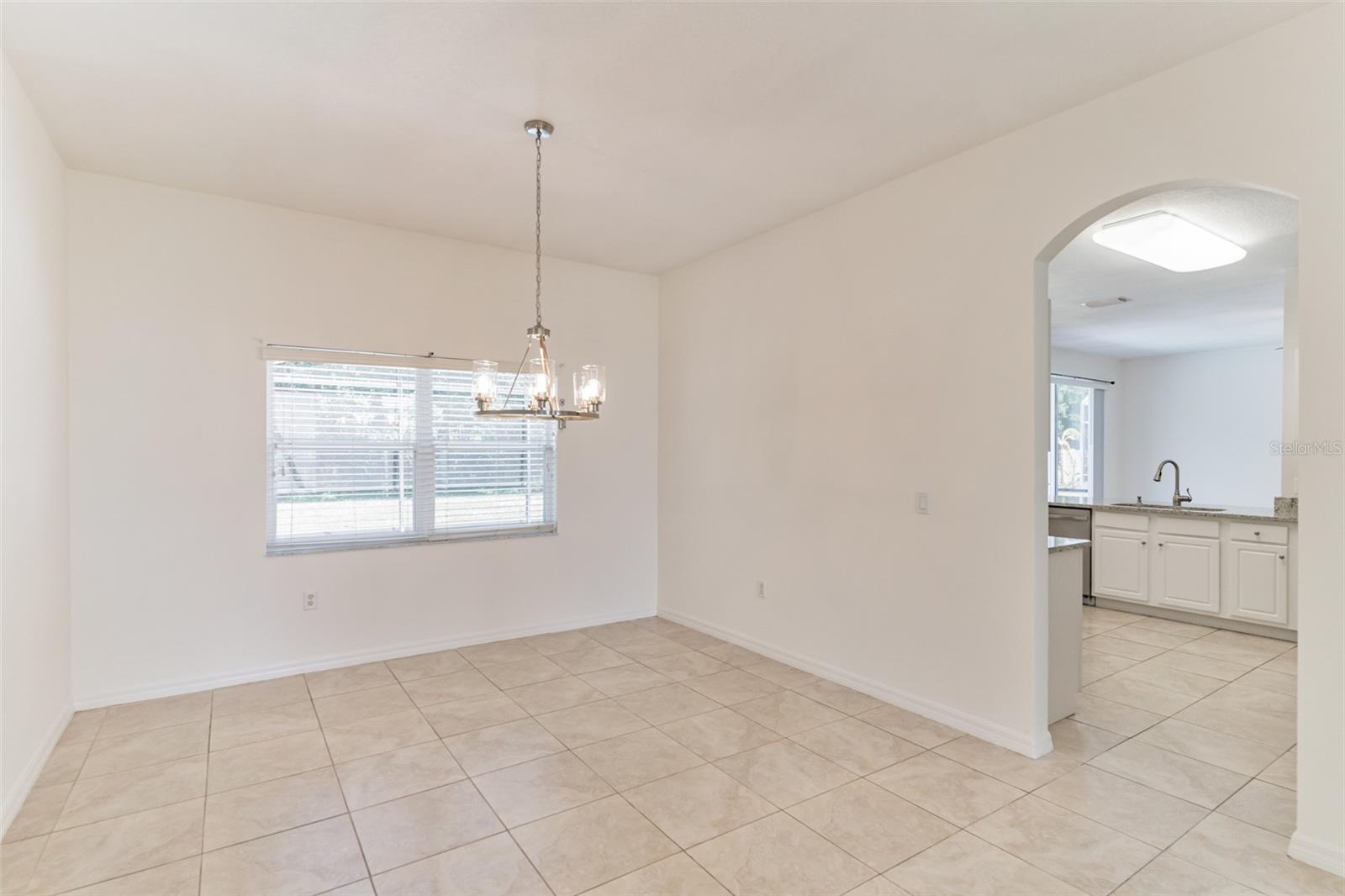 Single Family Residence at 2433 HURON CIR, KISSIMMEE, photo 7 of 29