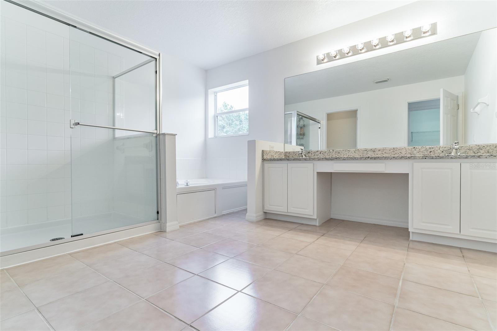 Single Family Residence at 2433 HURON CIR, KISSIMMEE, photo 17 of 29