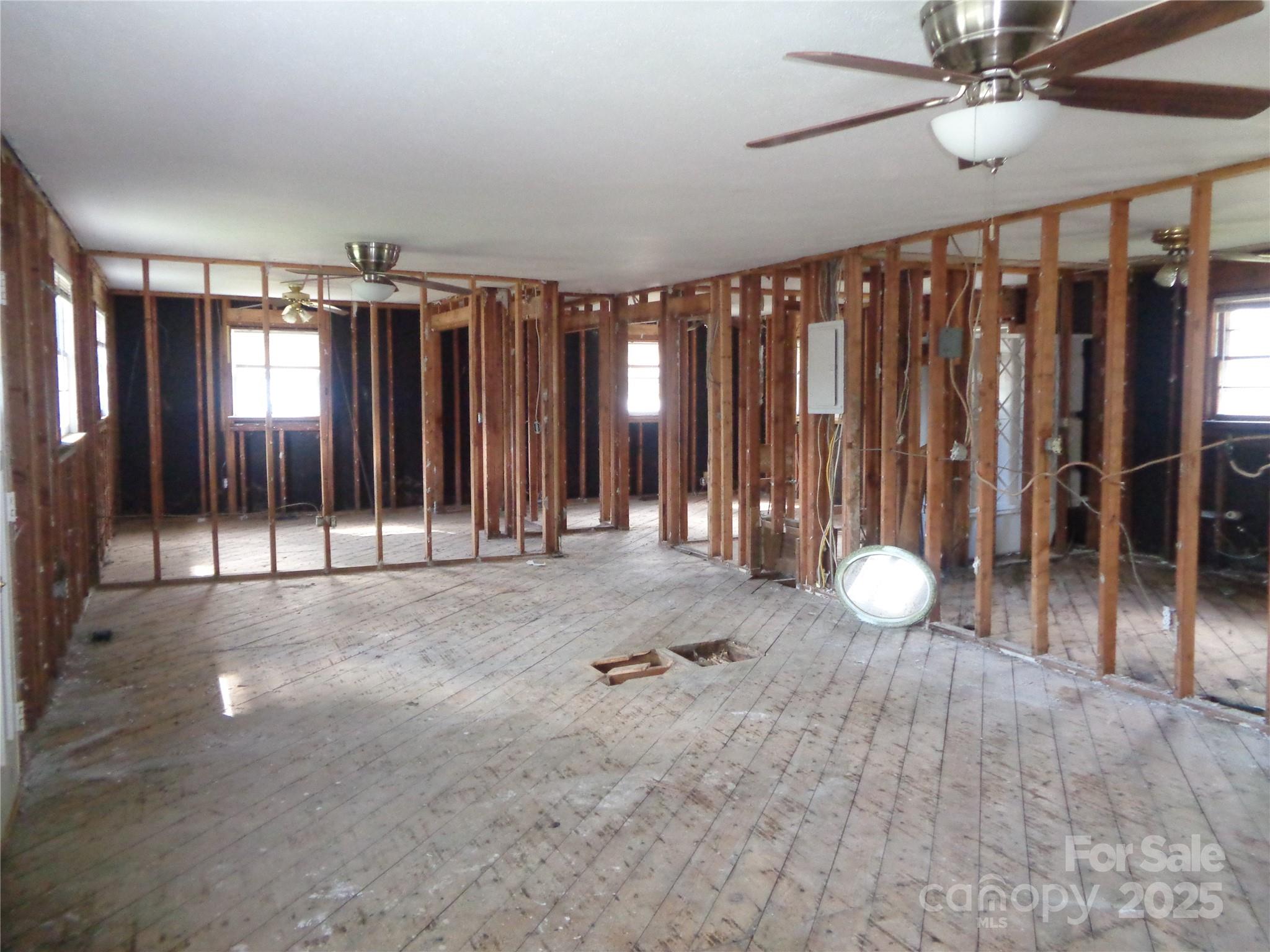 Single Family Residence at 252 Rogers Street, Waynesville, photo 2 of 14
