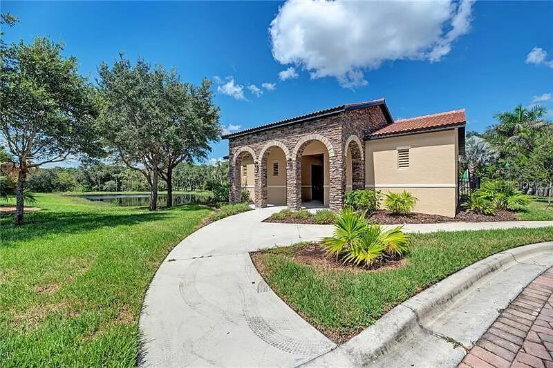 Single Family Residence at 2137 APIAN WAY, PORT CHARLOTTE, photo 24 of 25