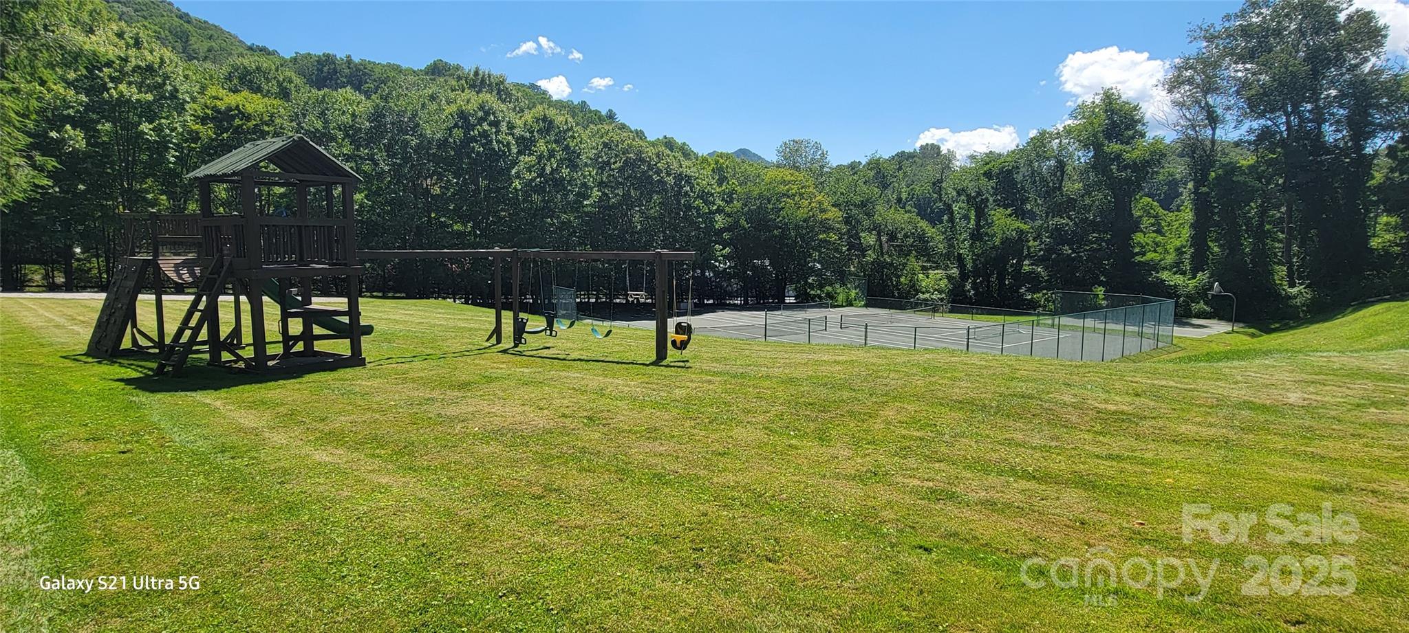 Lot at 9999 Honeysuckle Drive, Waynesville, photo 9 of 10
