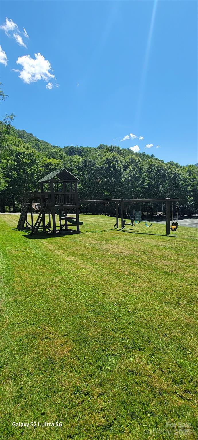 Lot at 9999 Honeysuckle Drive, Waynesville, photo 10 of 10