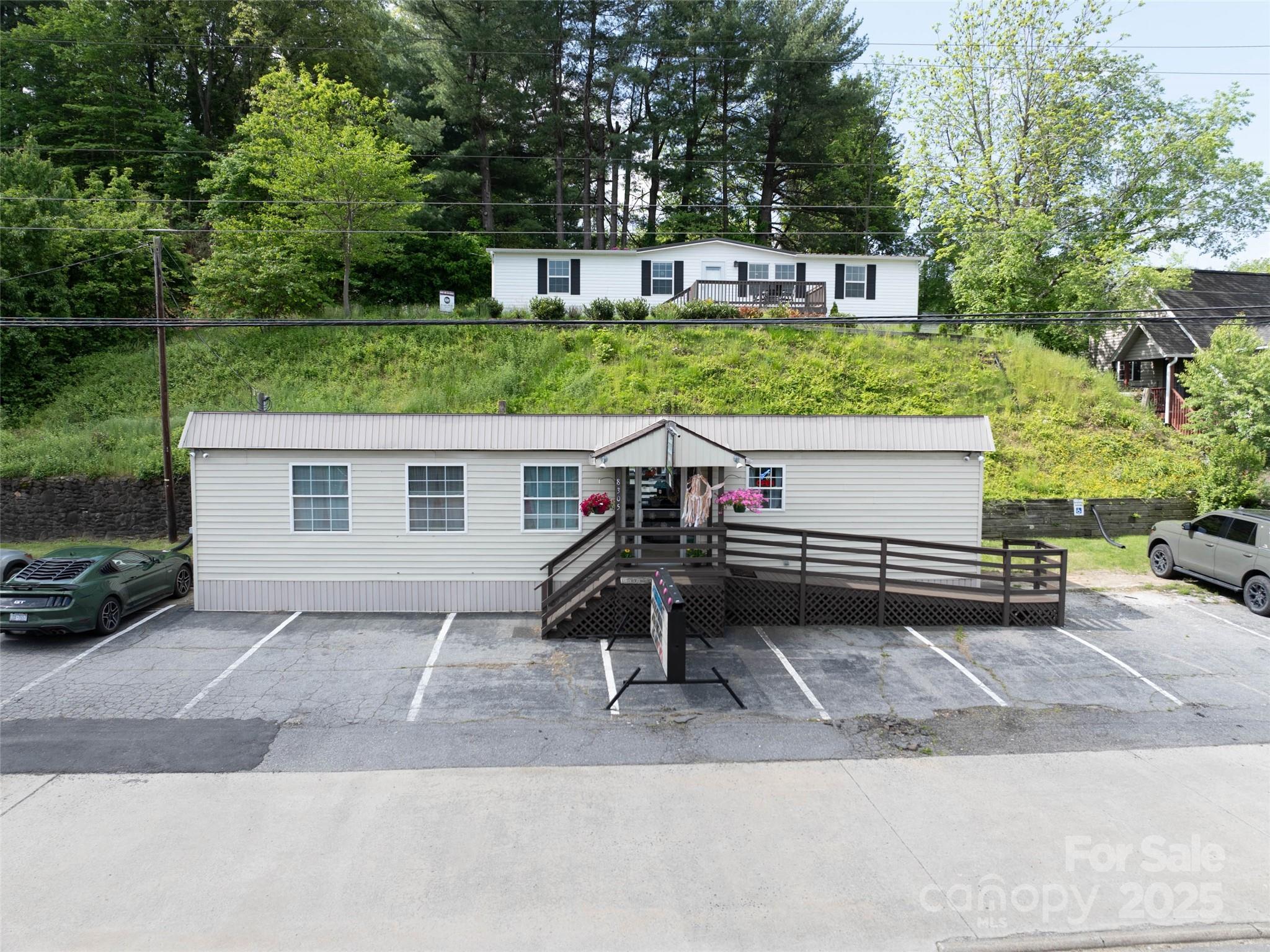 Free Standing Store at 8305 Carolina Boulevard, Clyde, photo 4 of 8
