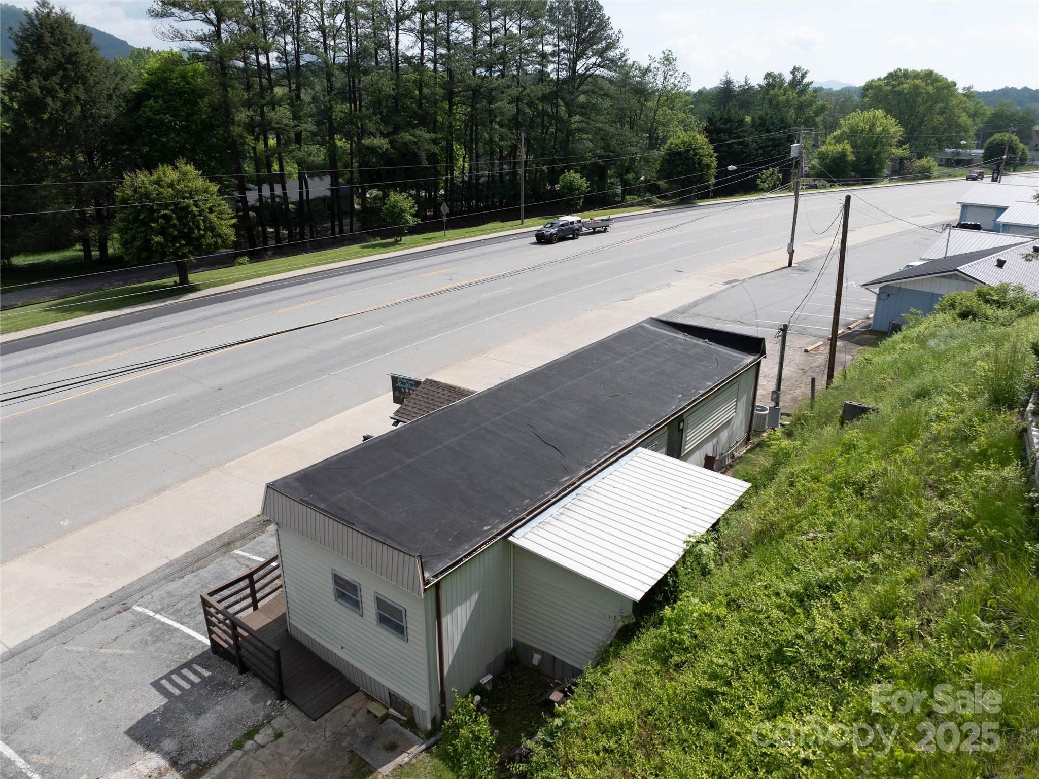 Free Standing Store at 8305 Carolina Boulevard, Clyde, photo 8 of 8