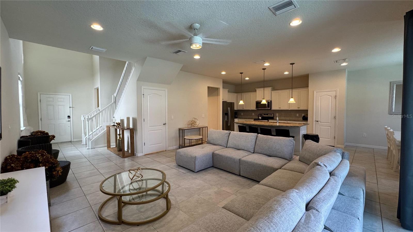 Single Family Residence at 8926 ZURICH LN, KISSIMMEE, photo 7 of 35