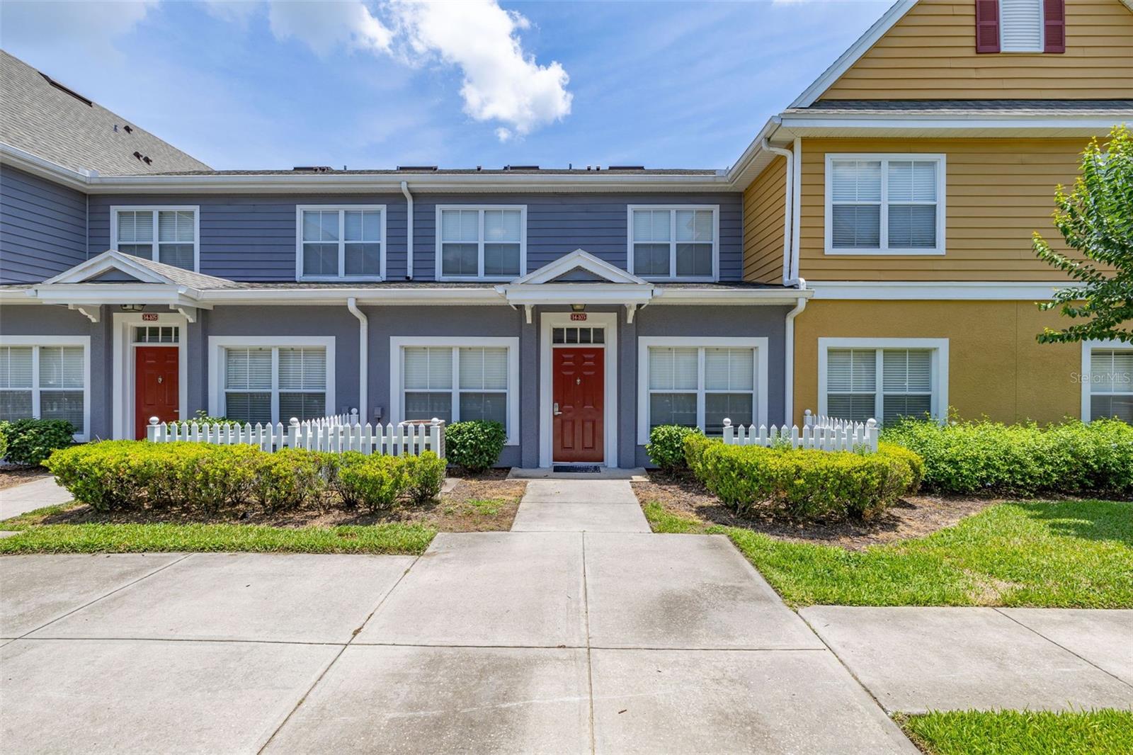 2620 LODI CIR #103