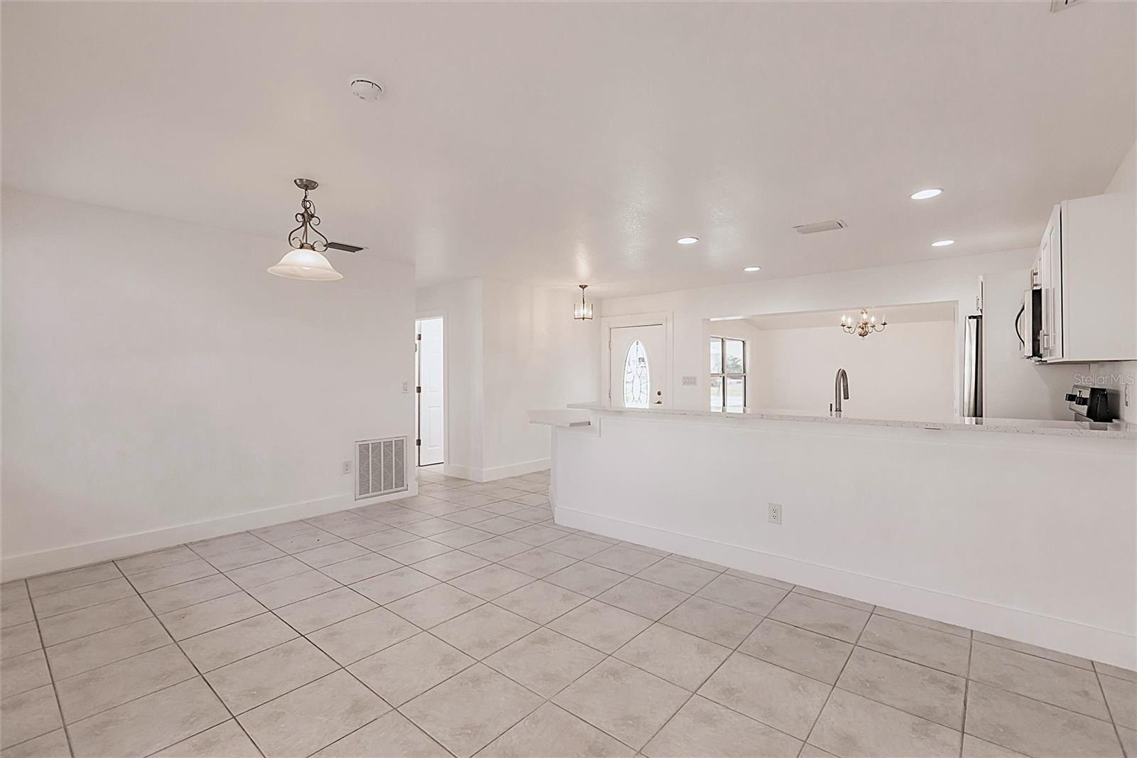 Single Family Residence at 3129 BUTTONWOOD PL, PUNTA GORDA, photo 5 of 44