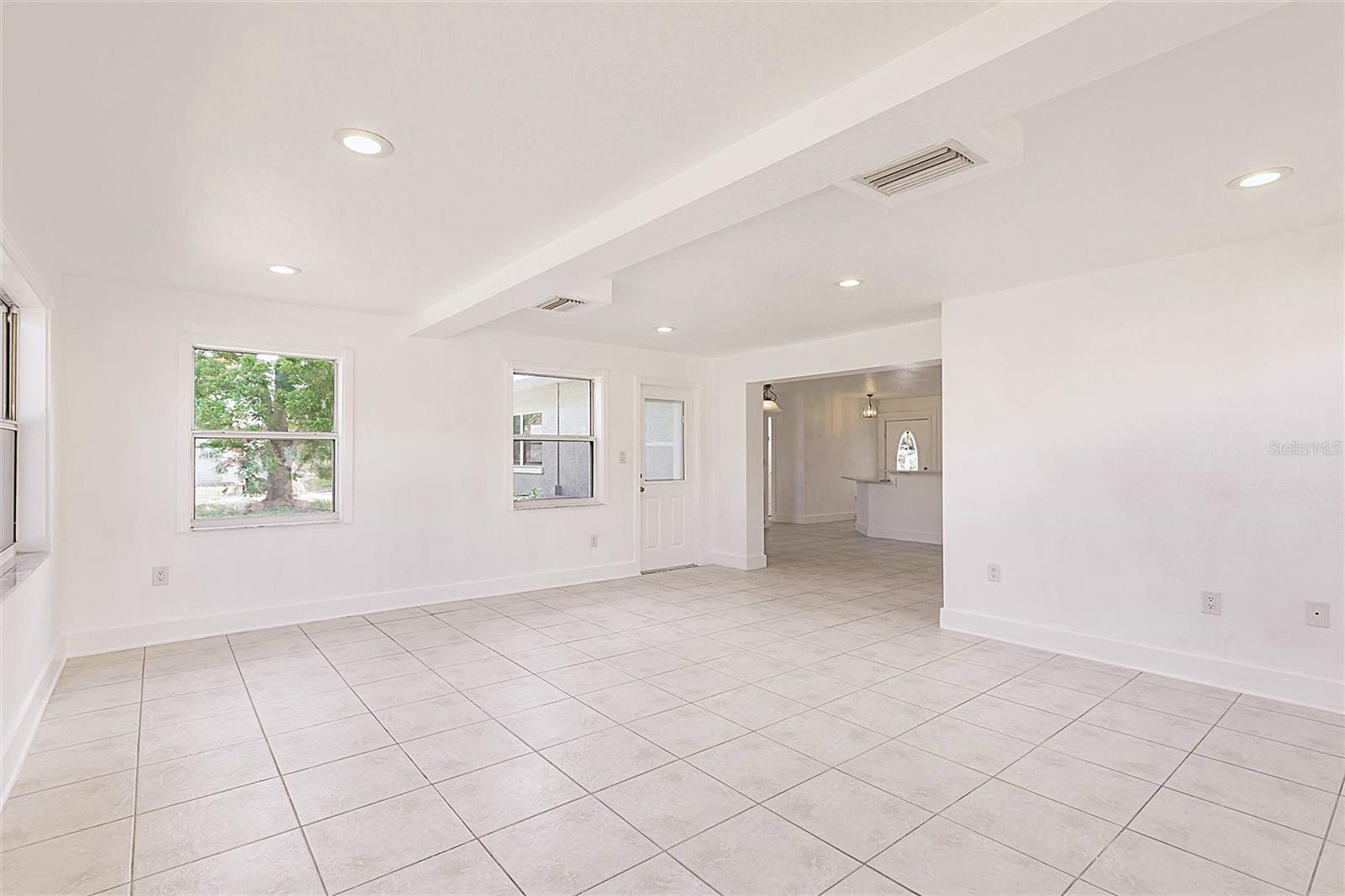 Single Family Residence at 3129 BUTTONWOOD PL, PUNTA GORDA, photo 15 of 44