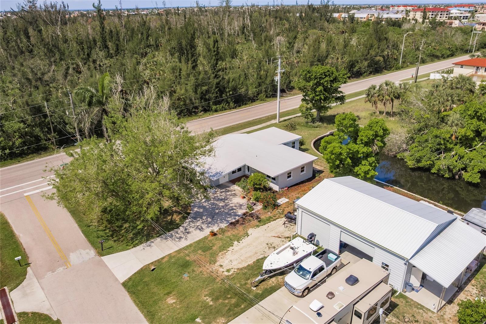 Single Family Residence at 3129 BUTTONWOOD PL, PUNTA GORDA, photo 36 of 44