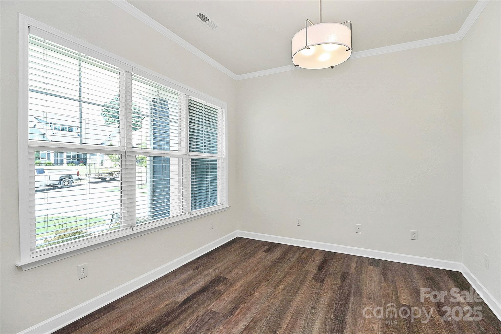 Single Family Residence at 163 Crenshaw Place NW, Concord, photo 8 of 42