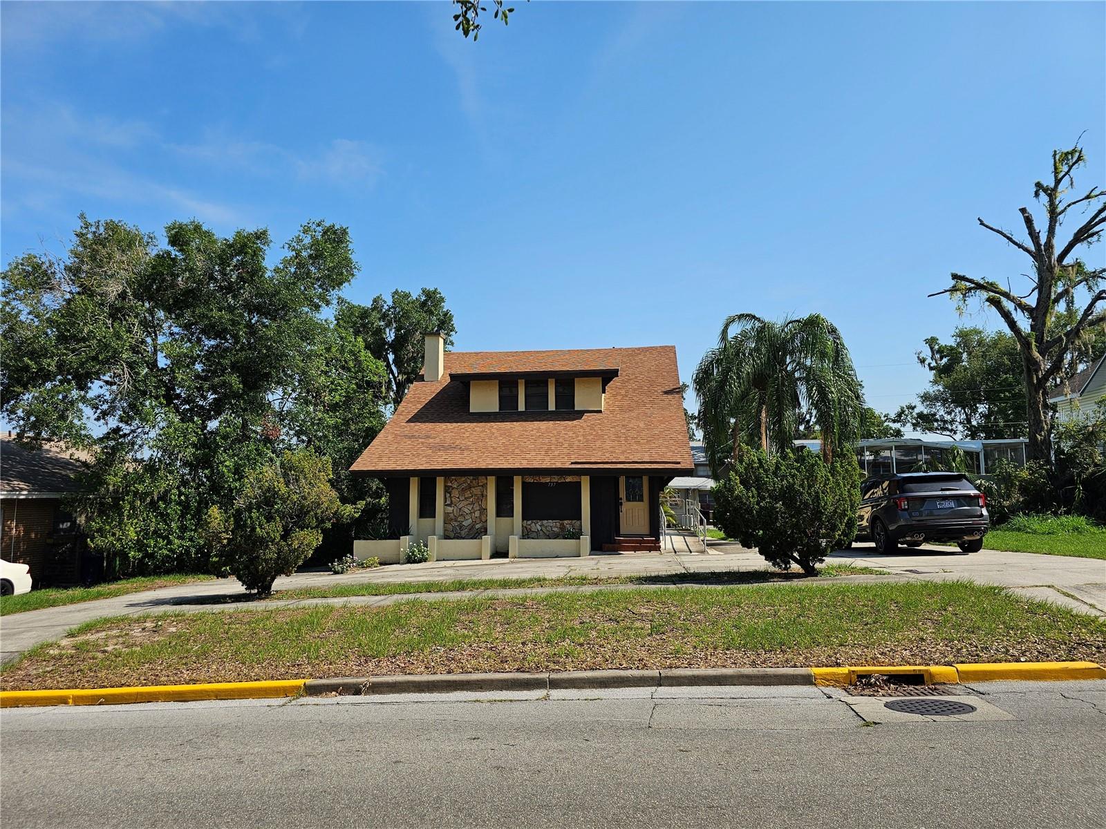 737 W CENTRAL AVE
