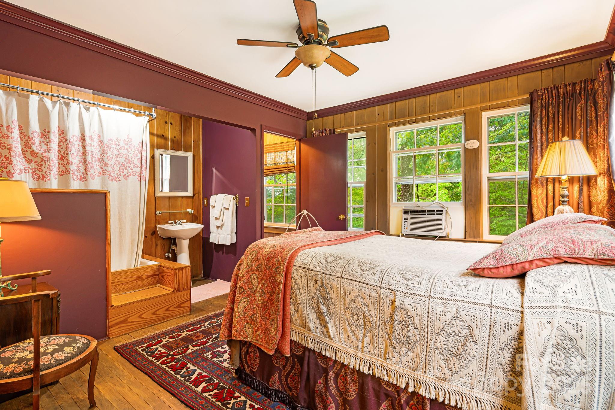 Bed/Breakfast at 1186 Old US 70 Highway, Black Mountain, photo 29 of 47