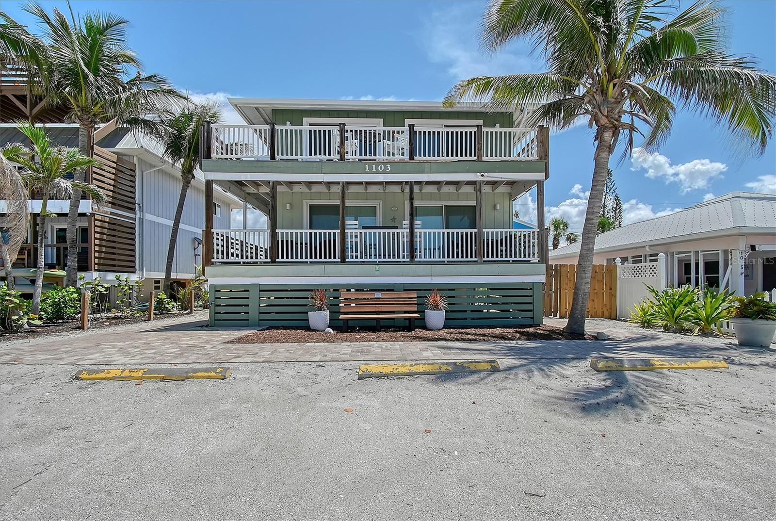 1103 SHORE VIEW DR