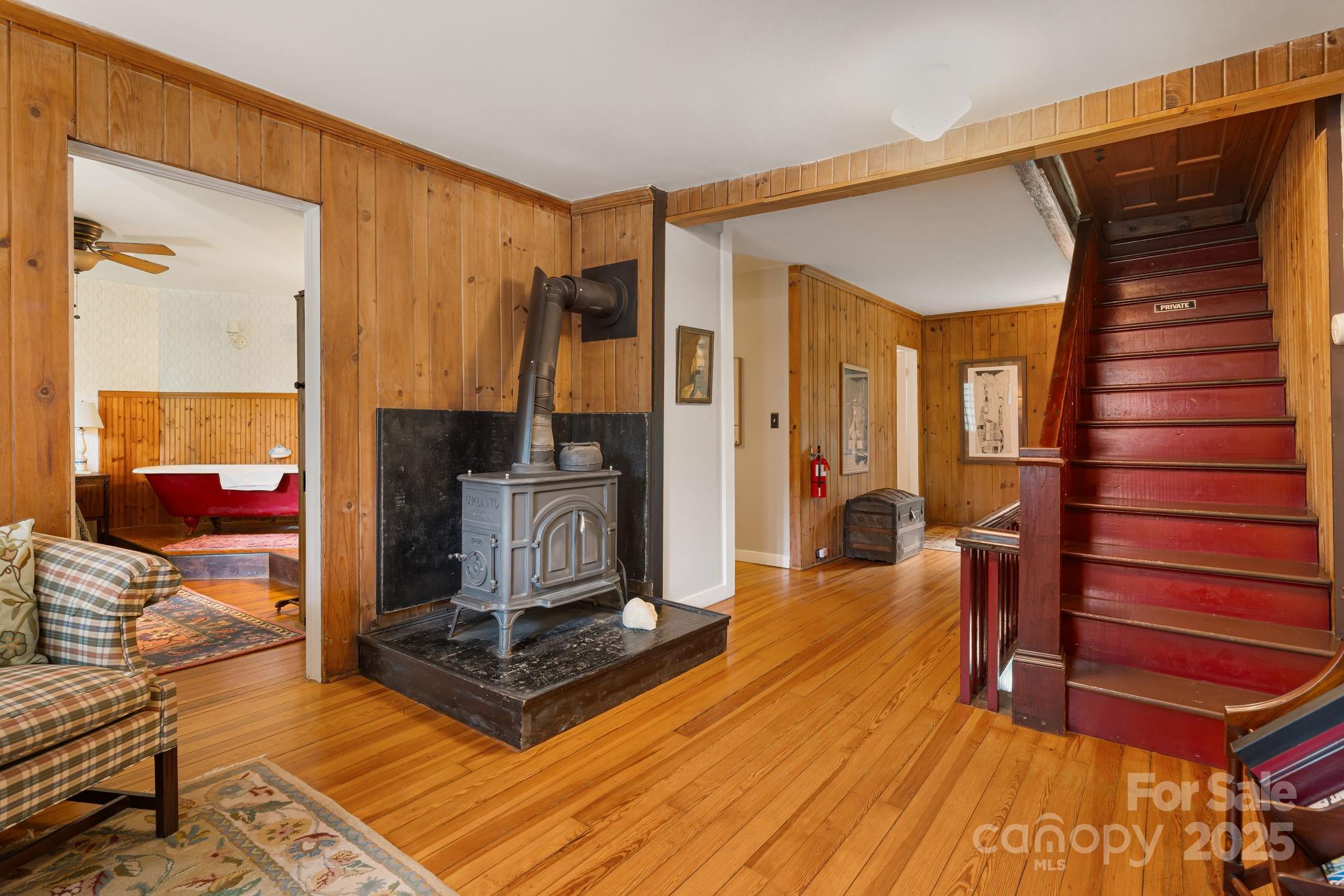 Single Family Residence at 1186 Old US 70 Highway, Black Mountain, photo 23 of 47