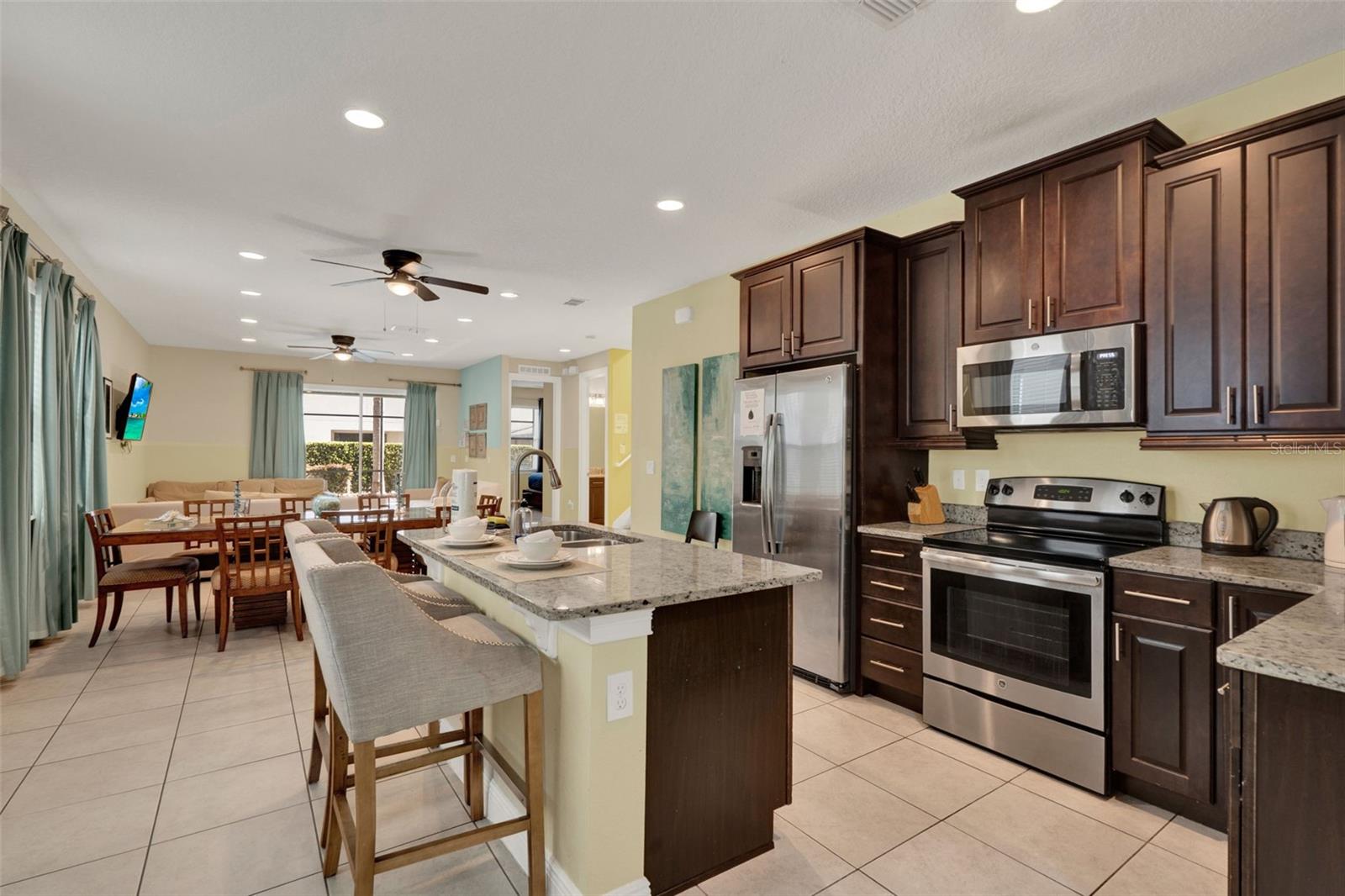 Single Family Residence at 7613 BROOKHURST LN, KISSIMMEE, photo 4 of 69