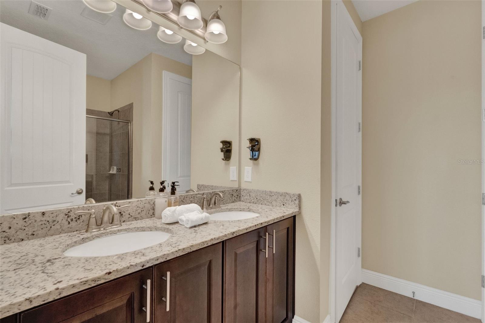 Single Family Residence at 7613 BROOKHURST LN, KISSIMMEE, photo 20 of 69