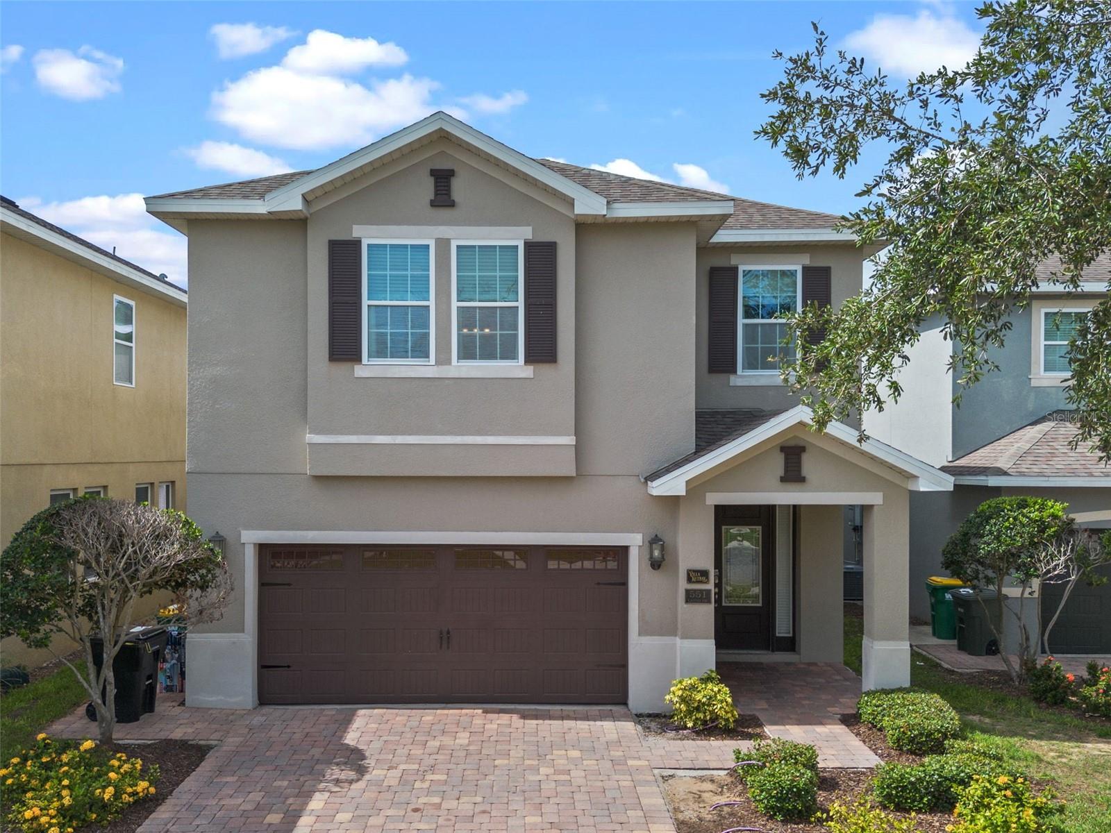 551 LASSO DR