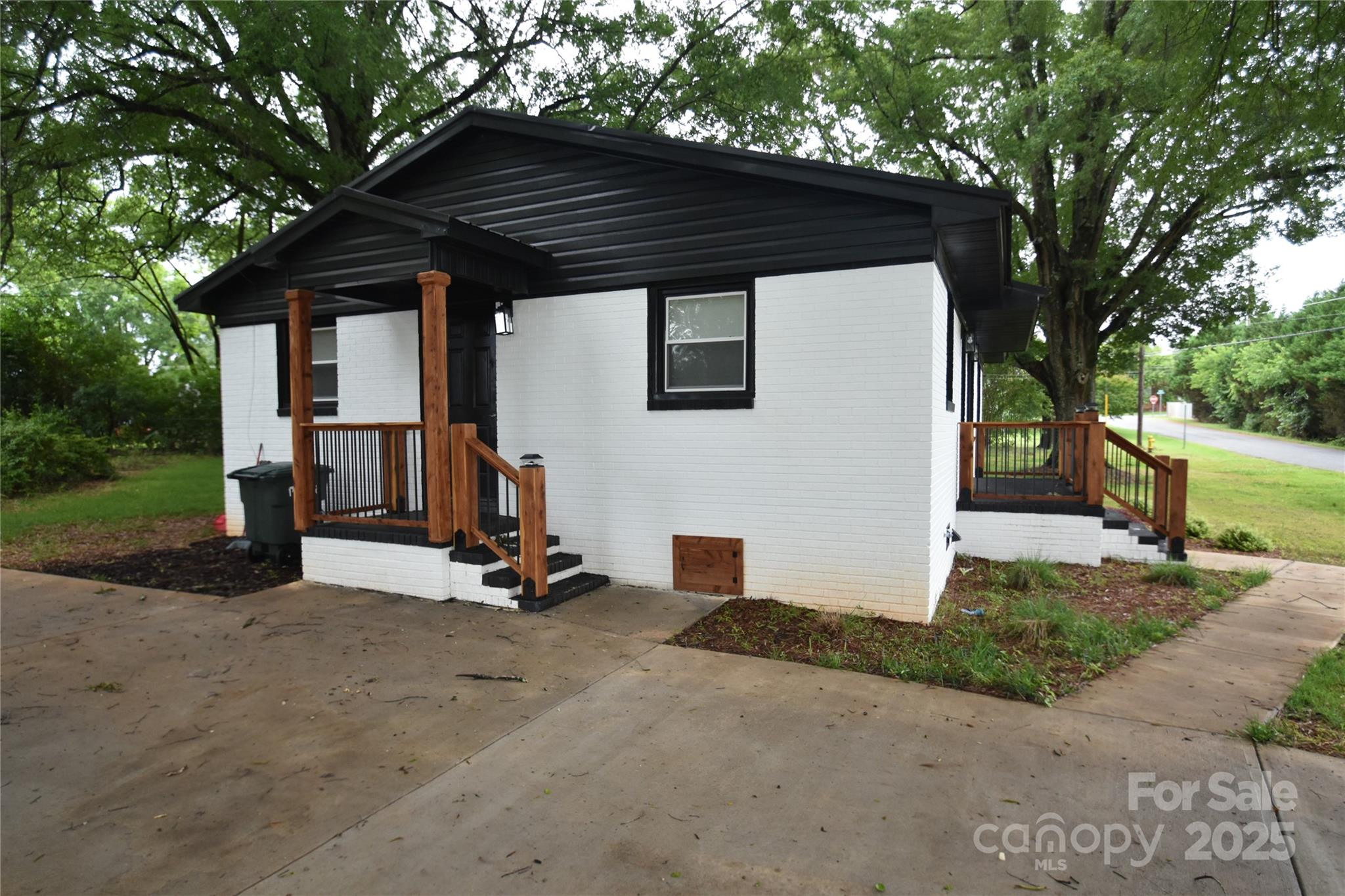 Full Brick Ranch Fully Repainted! - 706 Mcintyre Street, Monroe