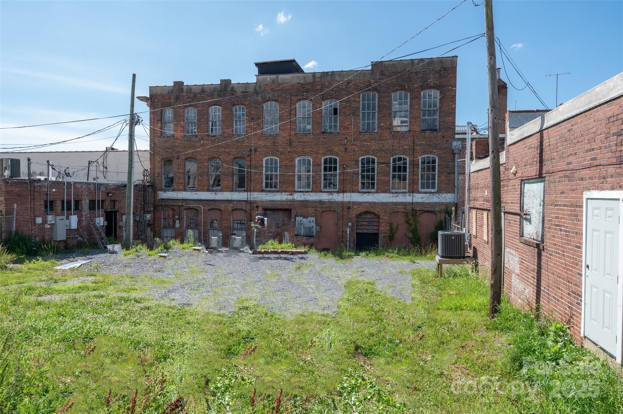 Rear Parking area - 812 West Avenue NW, Lenoir