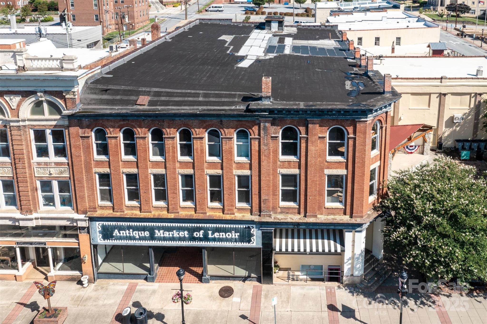 Retail at 812 West Avenue NW, Lenoir, photo 45 of 46