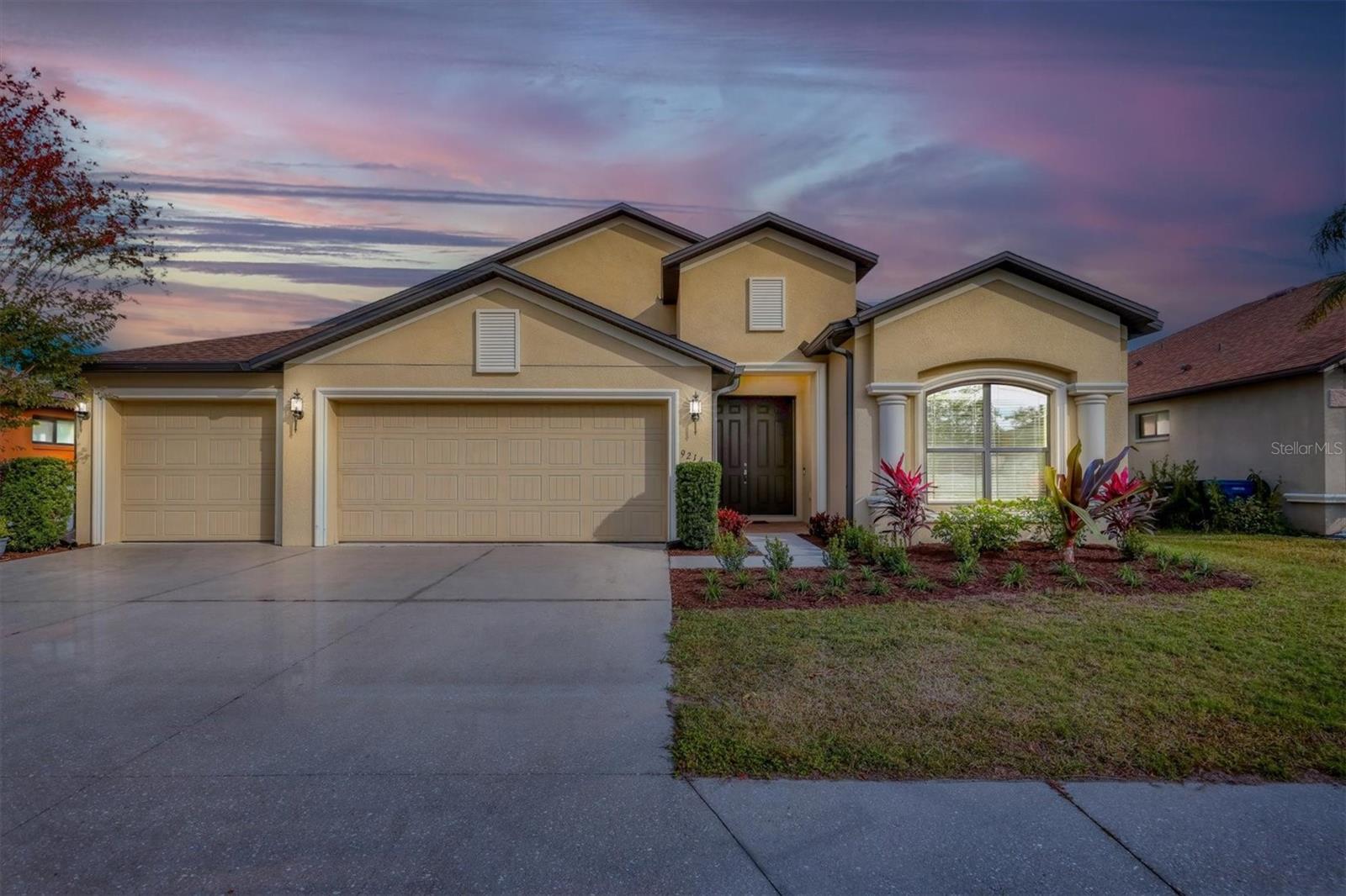 9214 RAES CREEK PL
