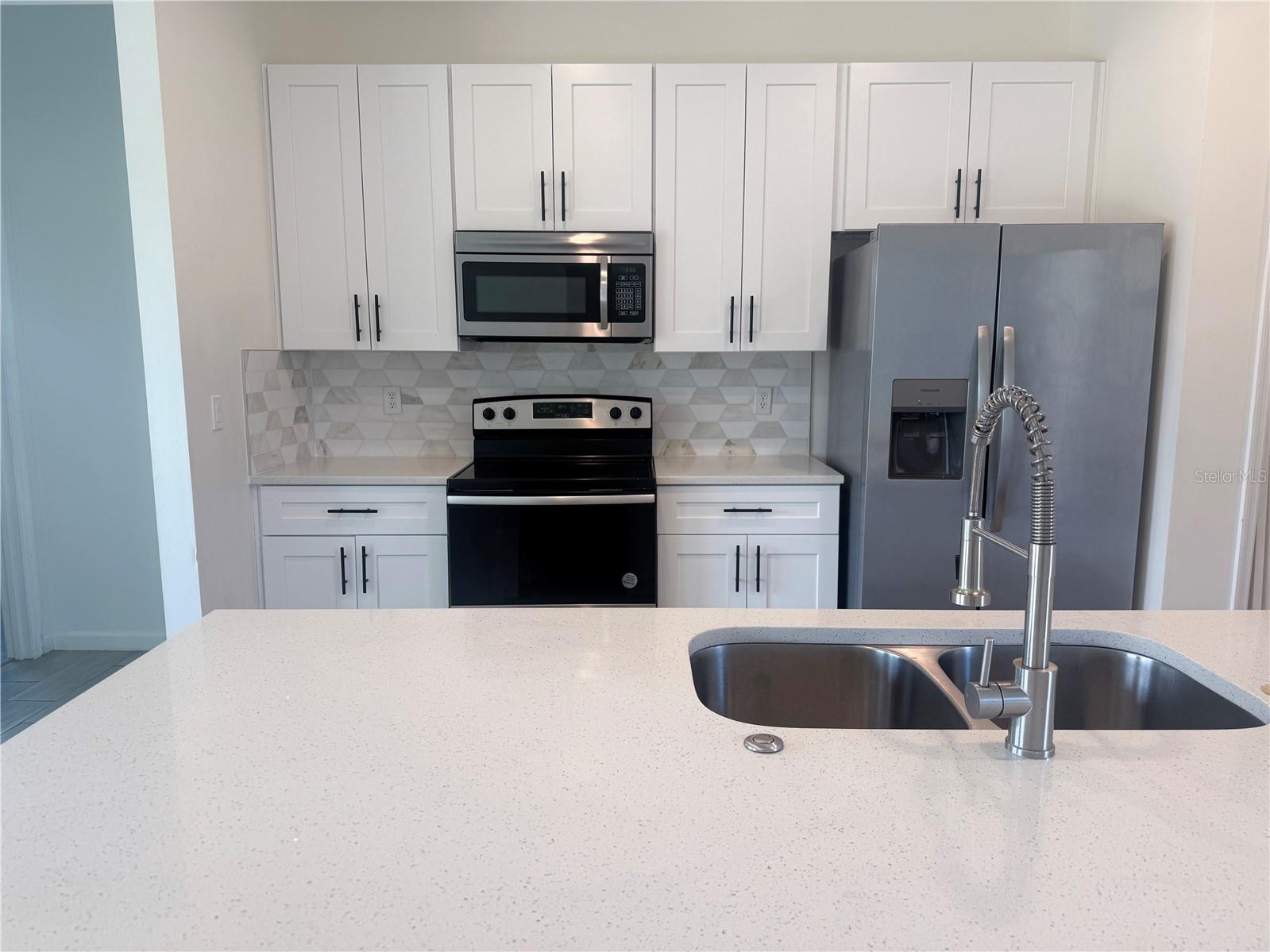 Single Family Residence at 1686 SW 168TH LOOP, OCALA, photo 9 of 16