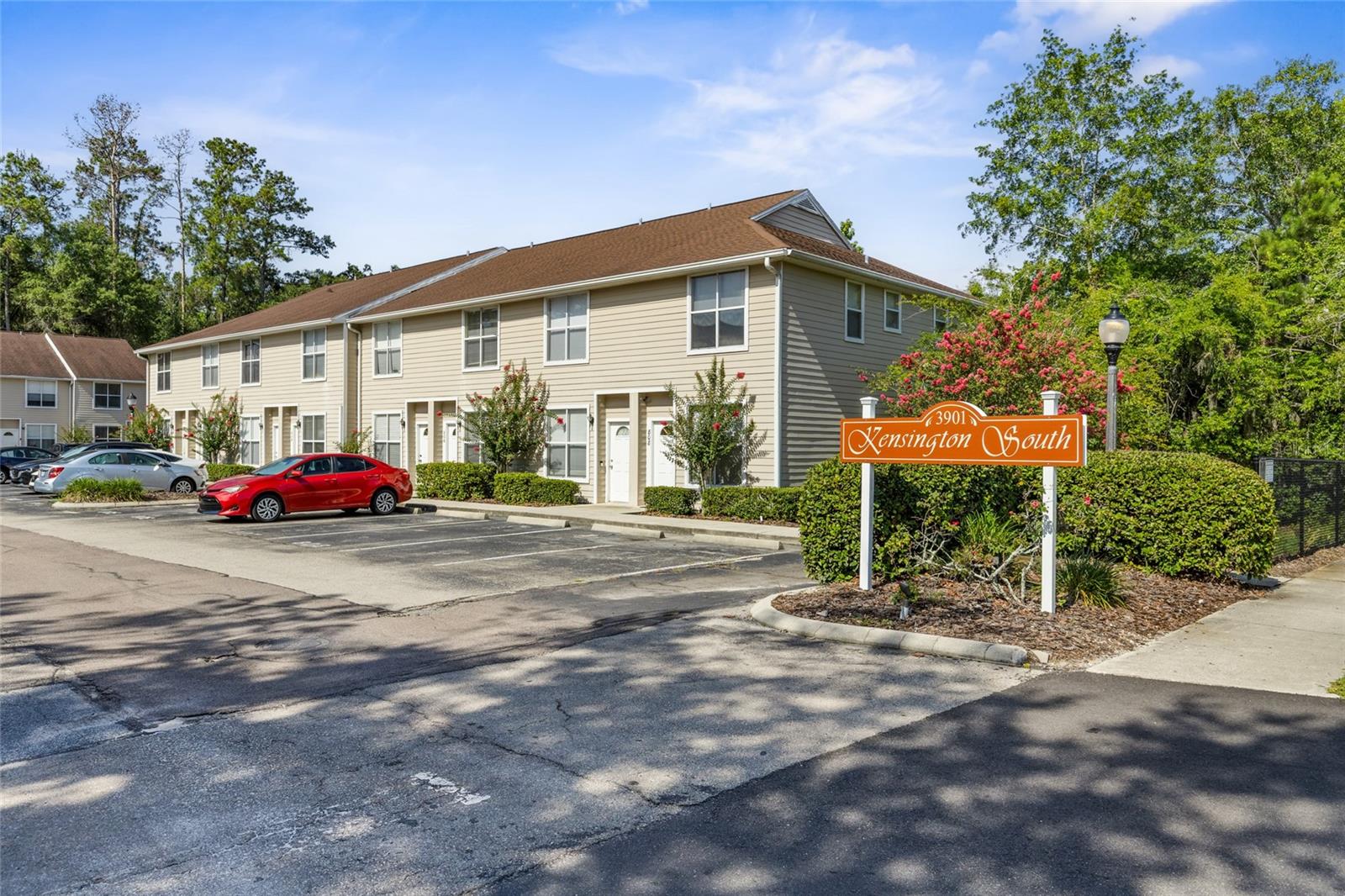 3901 SW 20TH AVE #806