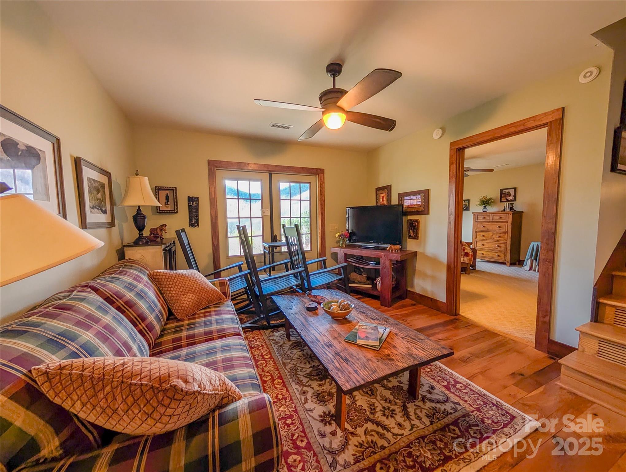 Single Family Residence at 72 Pilgrims Lane, Burnsville, photo 35 of 48