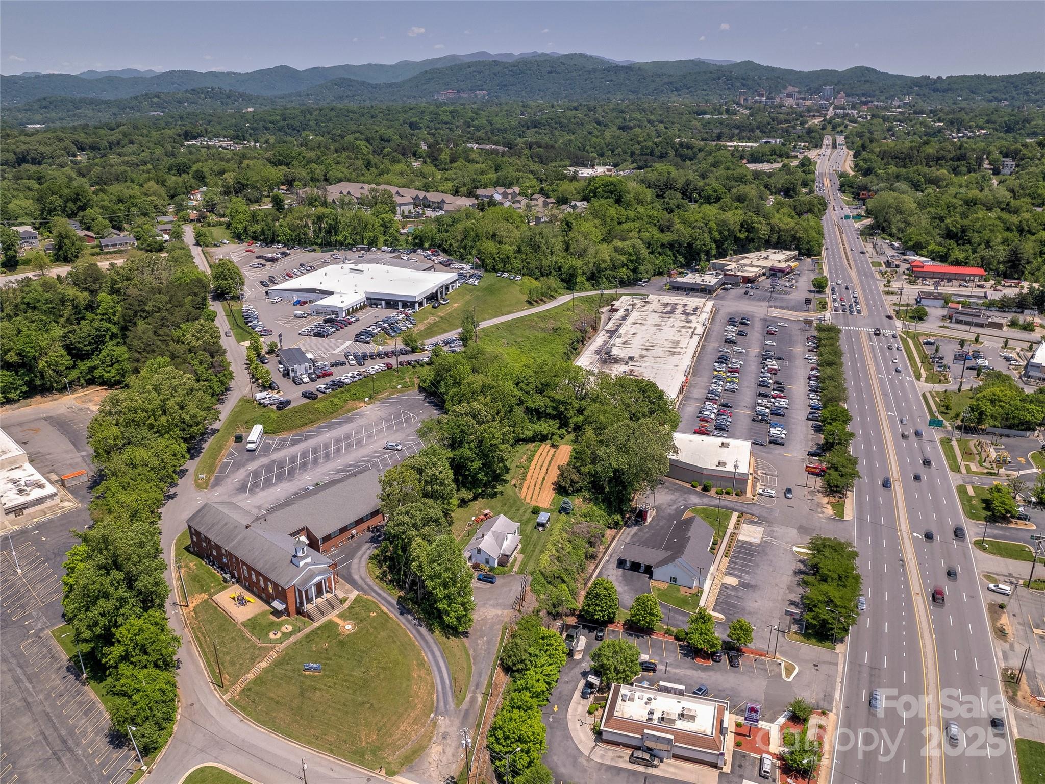 Unimproved Commercial at 981 Patton Avenue, Asheville, photo 2 of 5