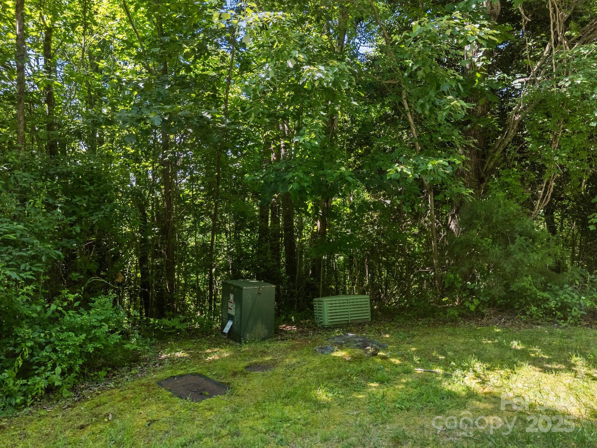 Lot at 1063 Somersby Parkway, Hendersonville, photo 14 of 16