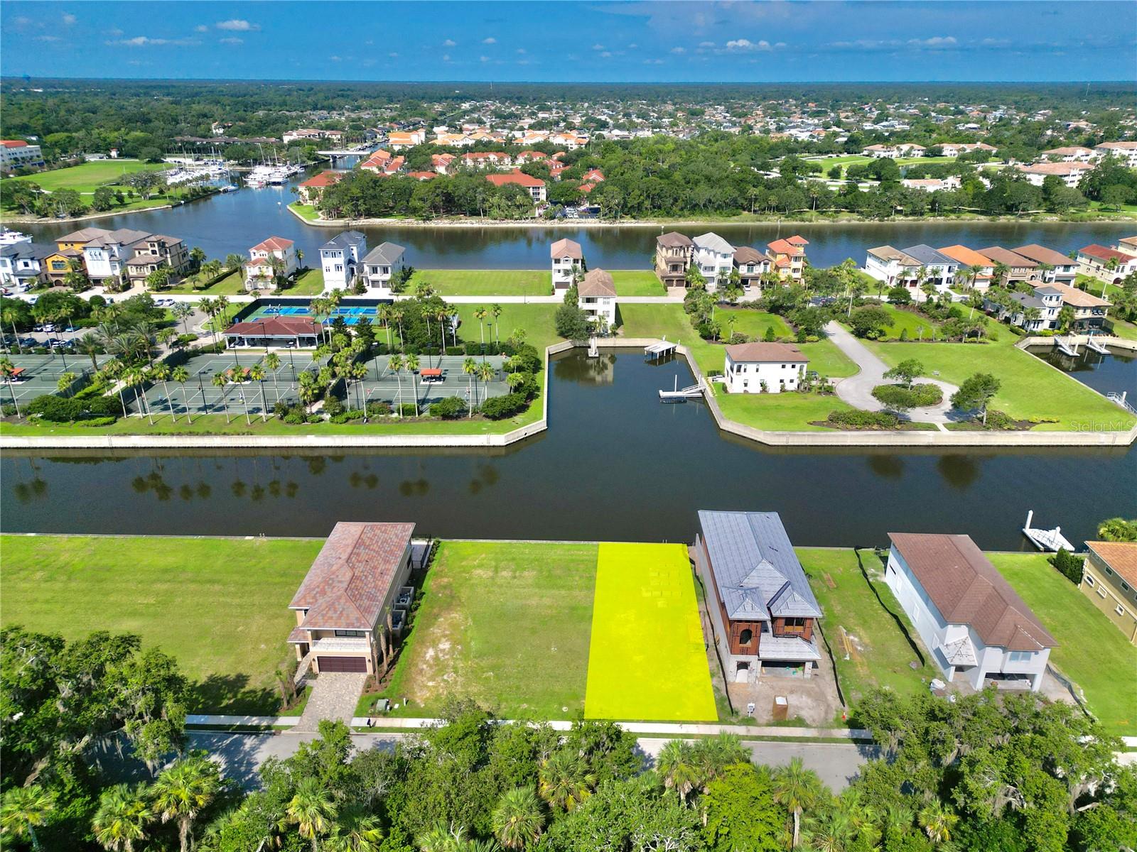 244 HARBOR VILLAGE PT N