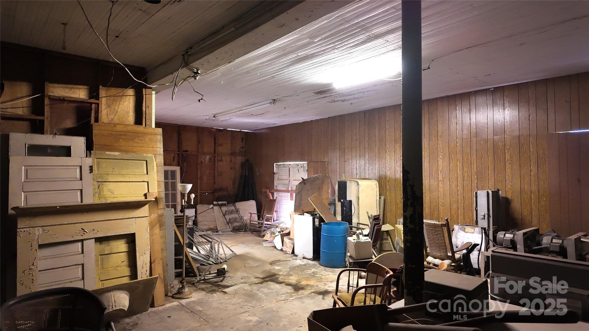 Retail at 314 Dearborn Street, Great Falls, photo 6 of 7