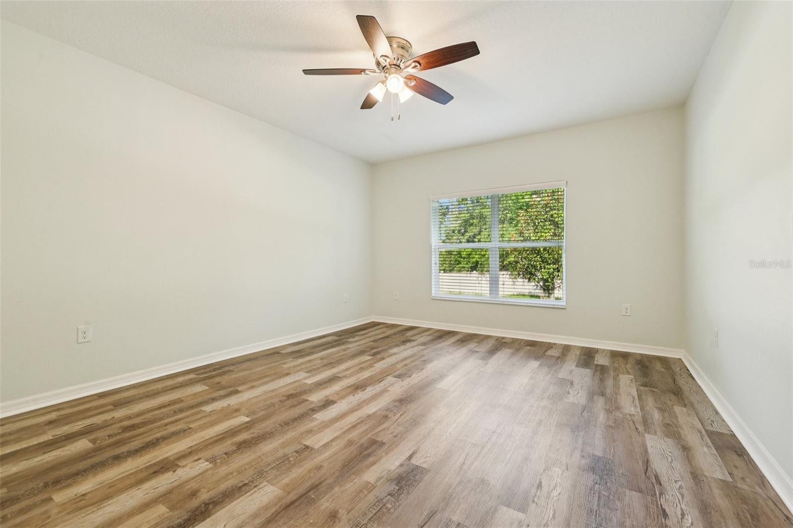 Single Family Residence at 185 HAMLET LOOP, DAVENPORT, photo 13 of 42