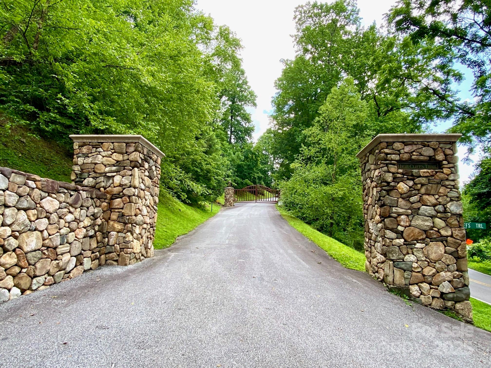 129 High Cliffs Trail