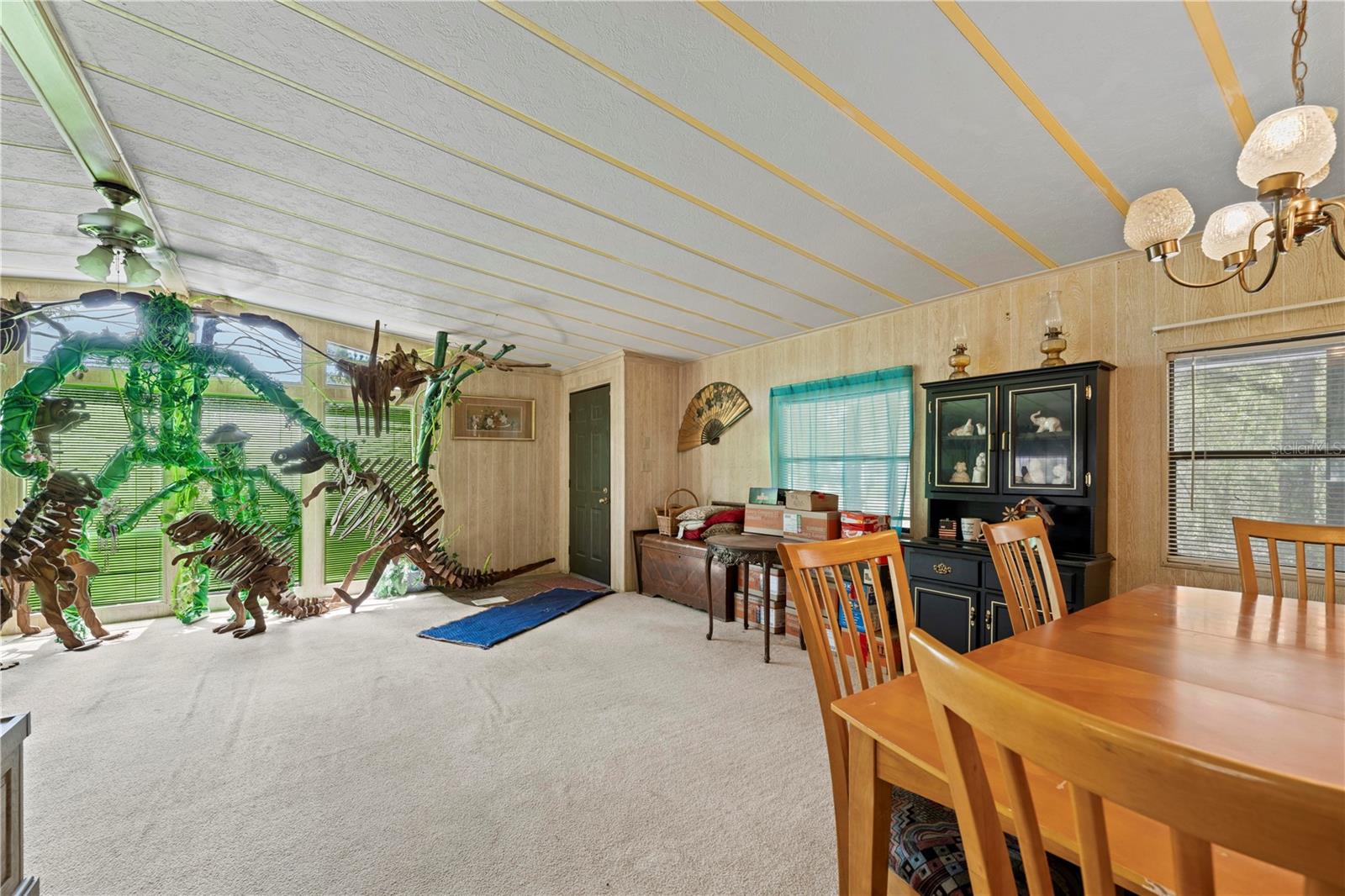 Manufactured Home at 7373 FALL ST, BROOKSVILLE, photo 6 of 26