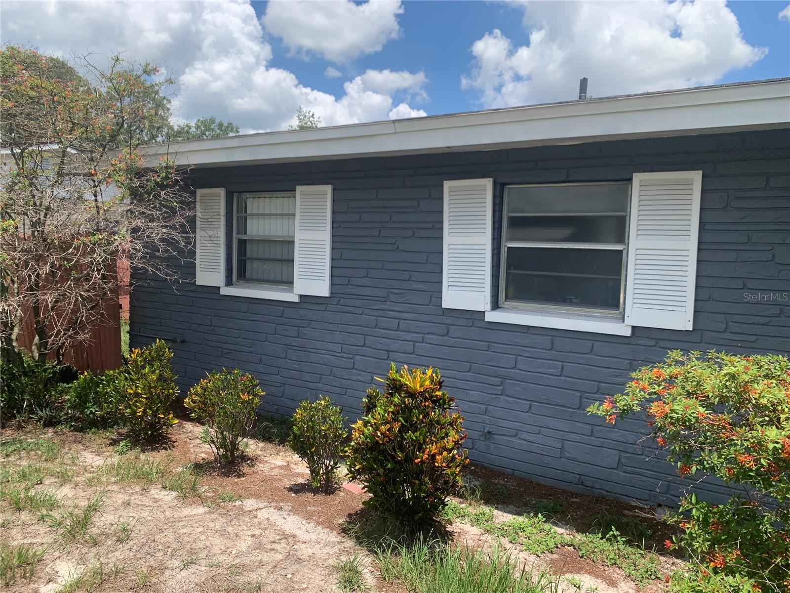 Single Family Residence at 119 ALLEN AVE, WINTER HAVEN, photo 4 of 9