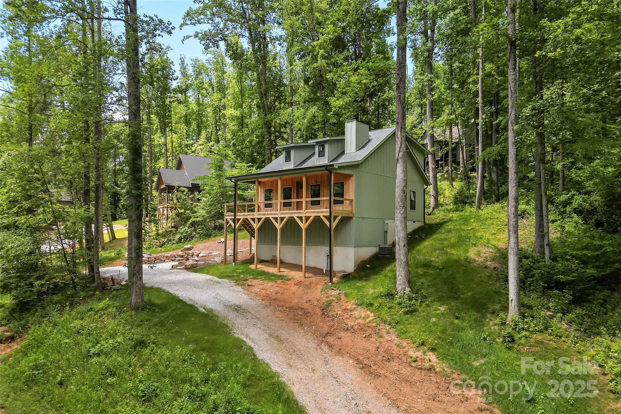 Single Family Residence at 511 Blue Ridge Drive N, Marion, photo 3 of 87