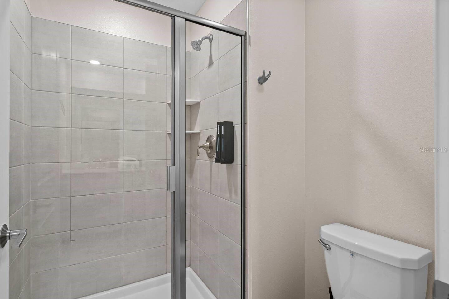 Townhouse at 2460 READING TRL, KISSIMMEE, photo 17 of 38
