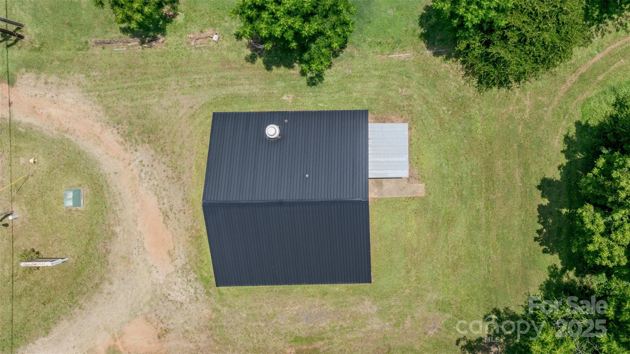 Circular Drive & Metal Roof - 2874 Salisbury Highway, Statesville