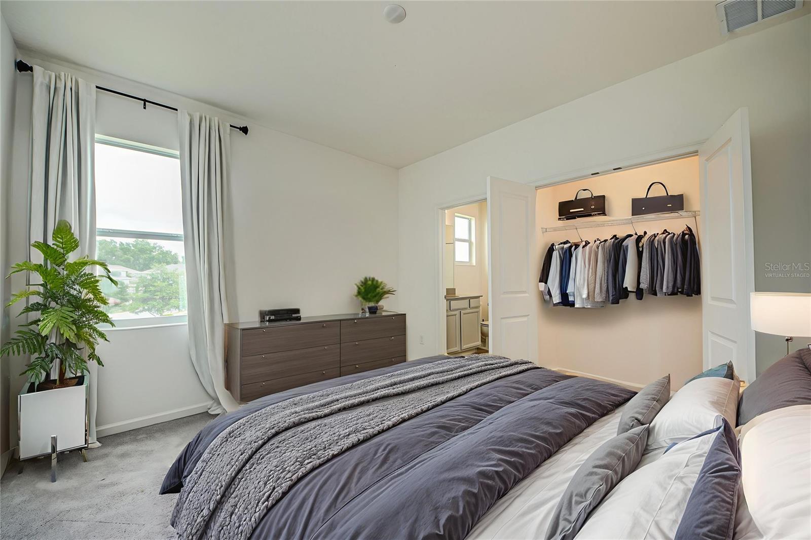 Virtually Staged - 603 FORTUNA DR, DAVENPORT