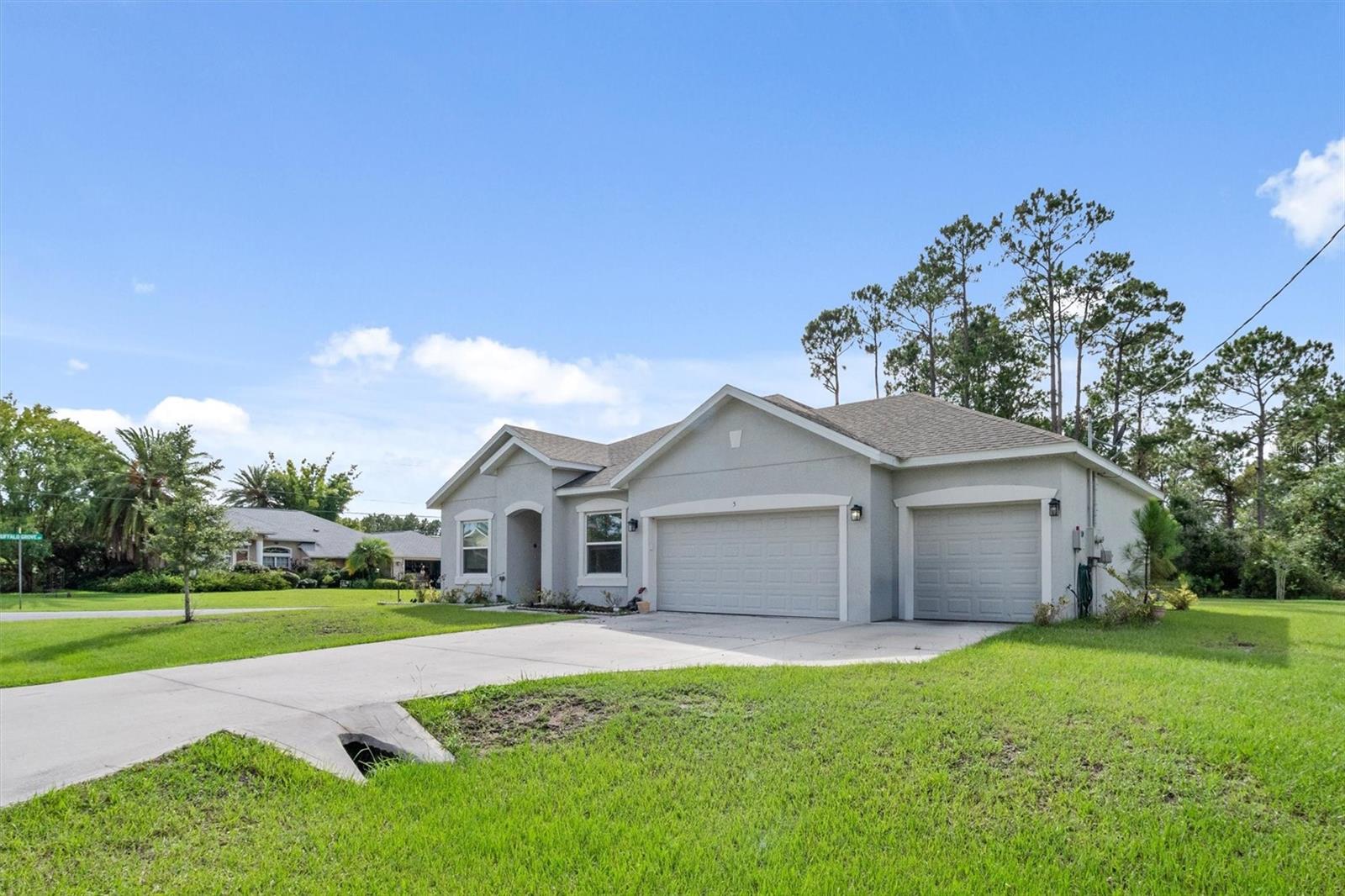 5 BUD HOLLOW DR