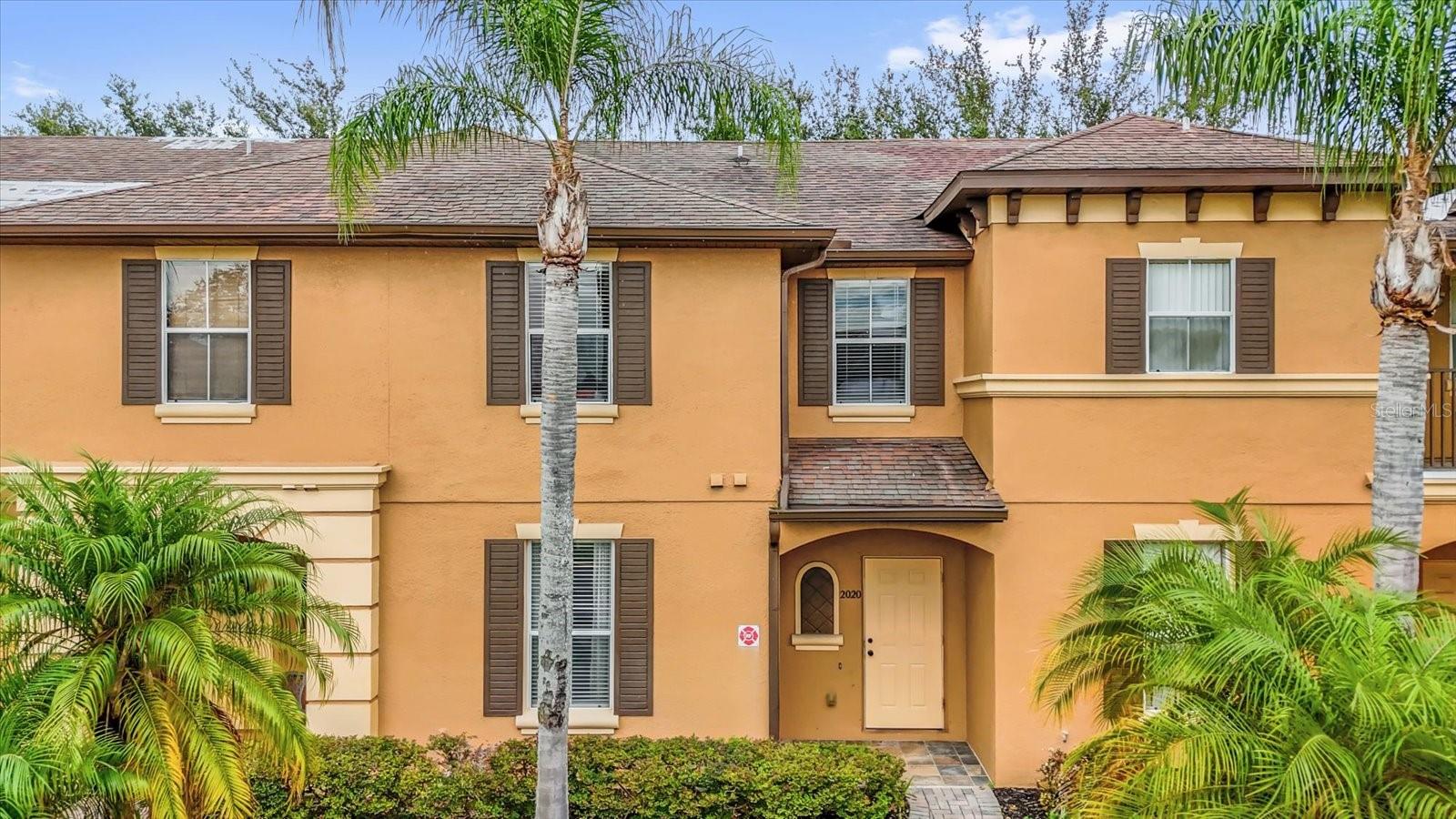 2020 CALABRIA AVE