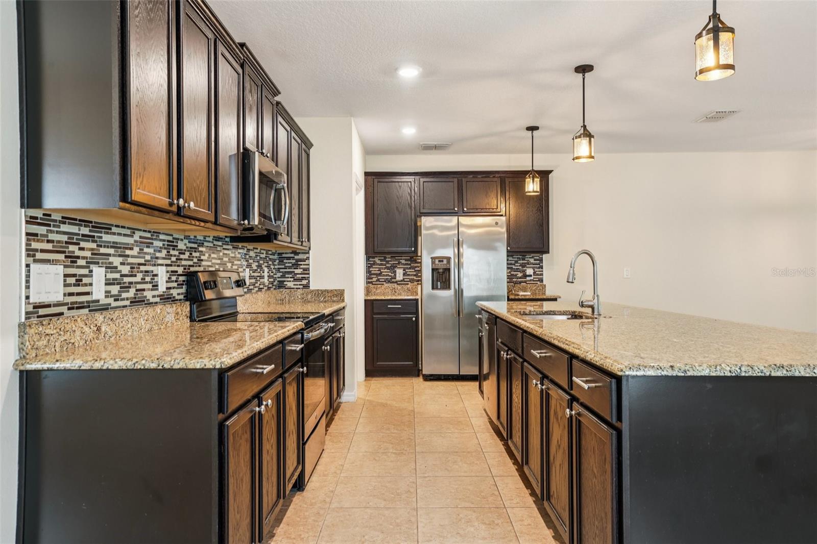 Single Family Residence at 185 HAMLET LOOP, DAVENPORT, photo 12 of 42