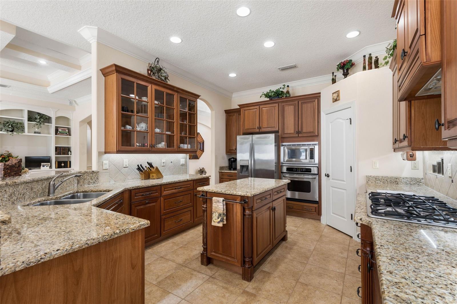 Single Family Residence at 34 S RIVERWALK DR, PALM COAST, photo 9 of 57